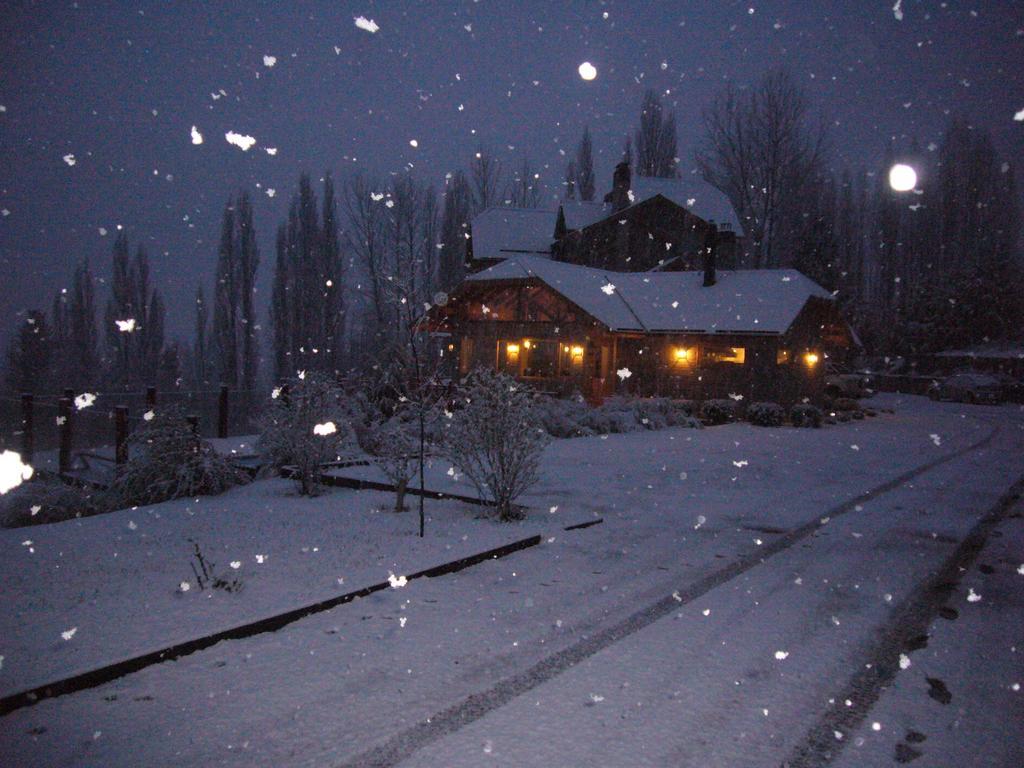 Hotel Casona Del Alto San Martín de los Andes Esterno foto