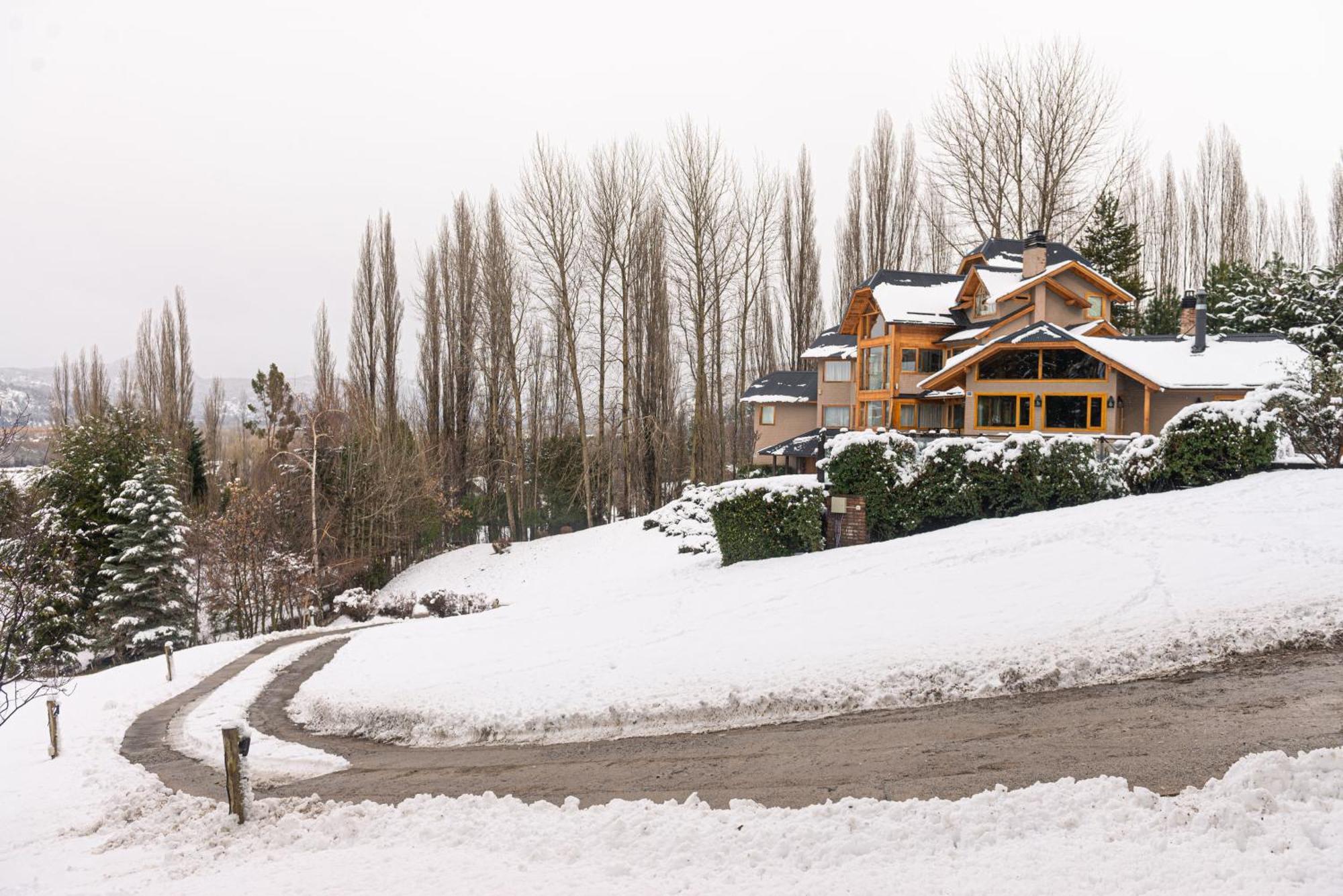 Hotel Casona Del Alto San Martín de los Andes Esterno foto