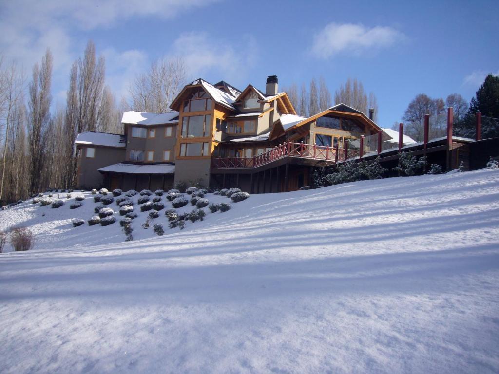 Hotel Casona Del Alto San Martín de los Andes Esterno foto